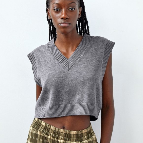 Winston Cropped Sweater Vest 